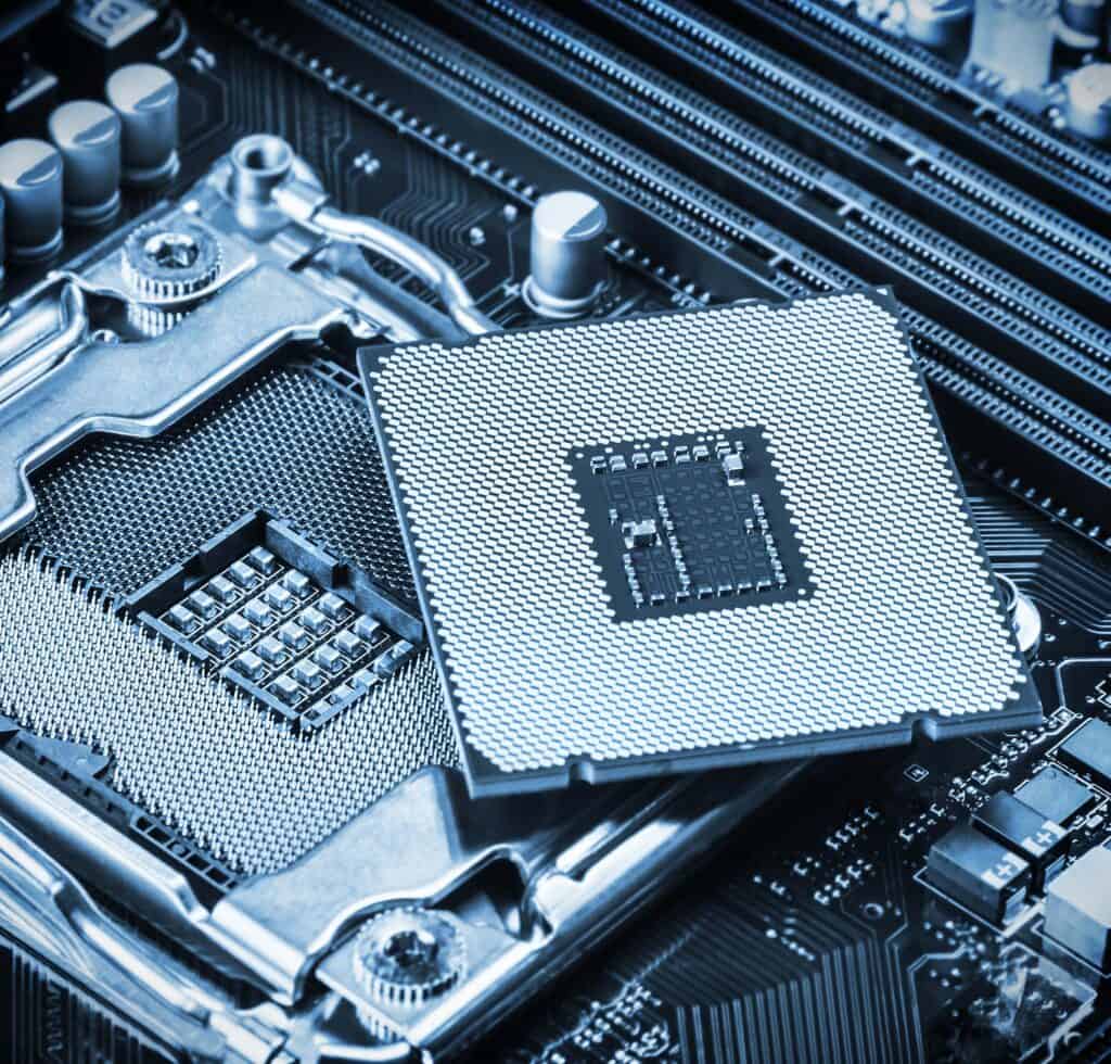 Vários chips de RF e chips lógicos
